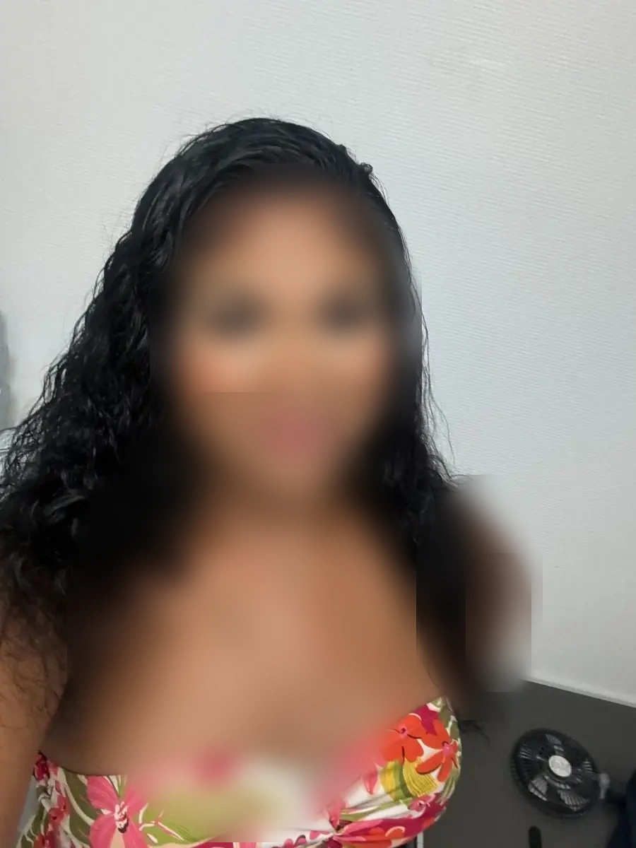 Julie-Cherche-Amant